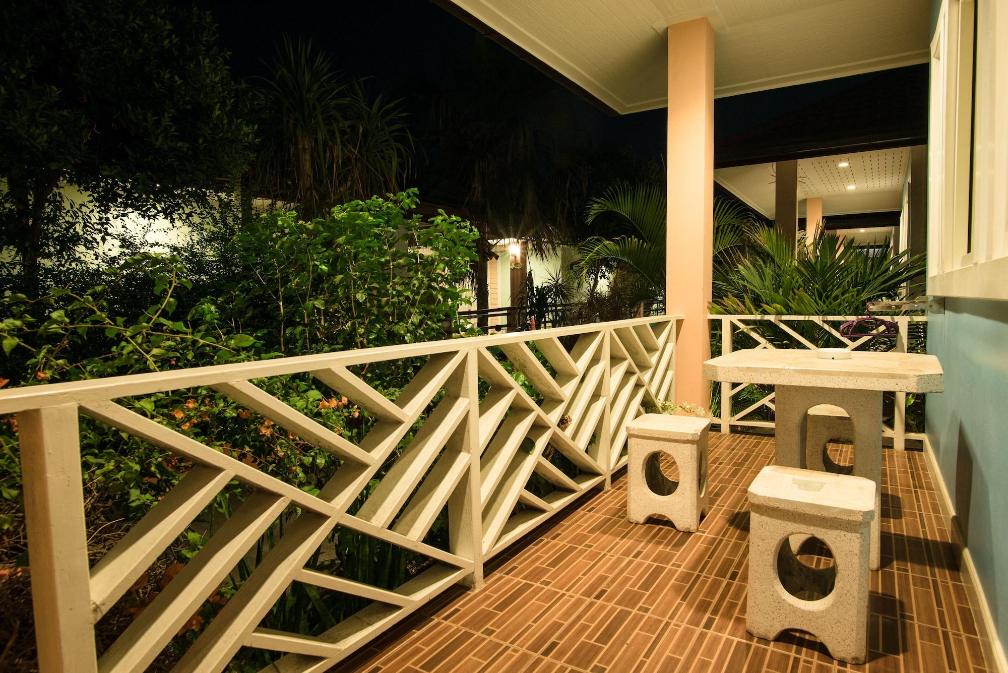 Lareena Resort Koh Larn Pattaya Exterior photo